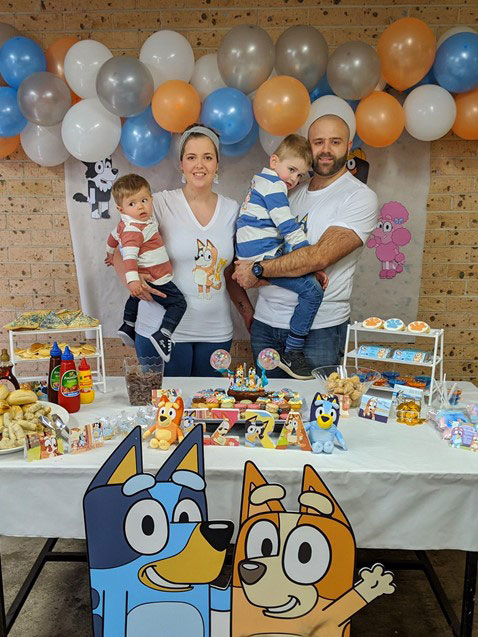 My baby's first birthday party was Bluey themed! He loved it and loves Bluey!  : r/bluey