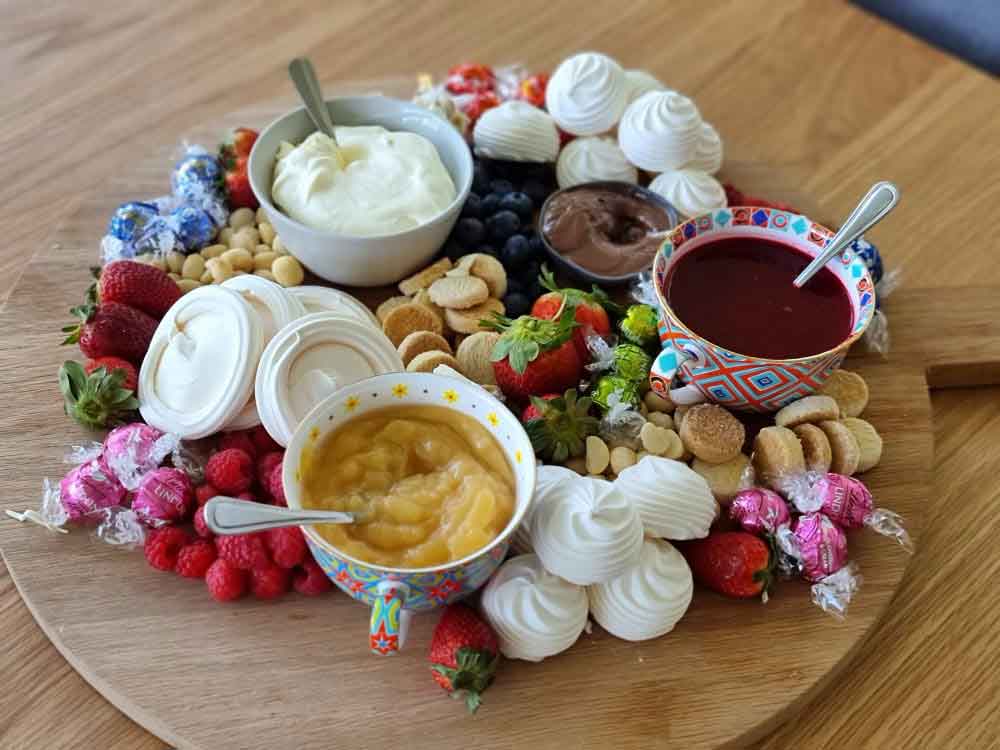 DIY dessert platter