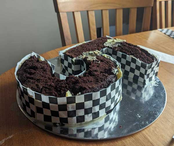 5 Race car cake napkins